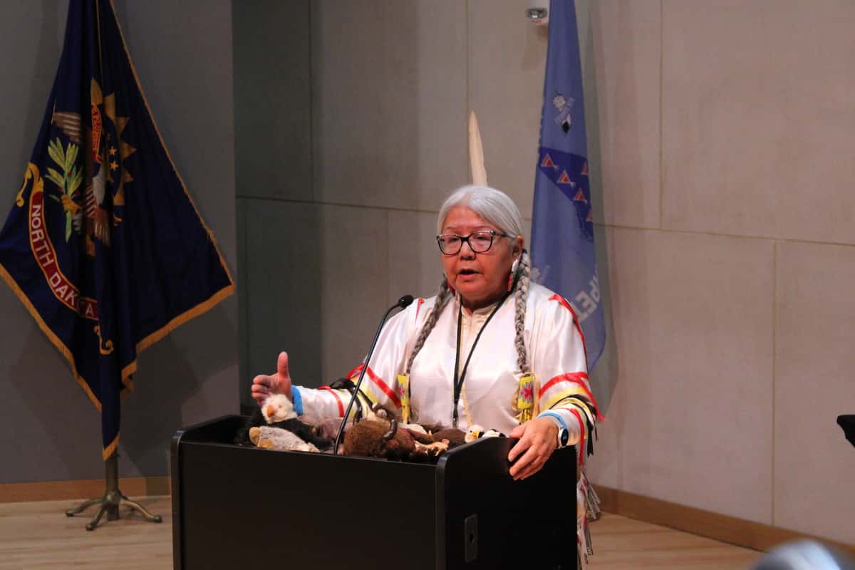 JT Shining Oneside shared stories about her Ojibwe and Anishinaabe inheritance during the Native American Heritage Month Celebration on Nov. 15. She spoke about the coming-of-age and traditional birth ceremonies. Photo credit: Adrianna Adame